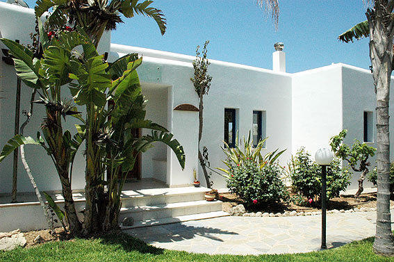 Kymmates Beach Front Villas Paphos Extérieur photo
