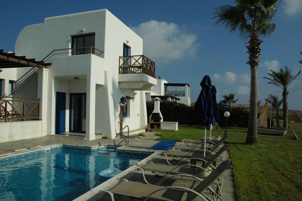 Kymmates Beach Front Villas Paphos Extérieur photo