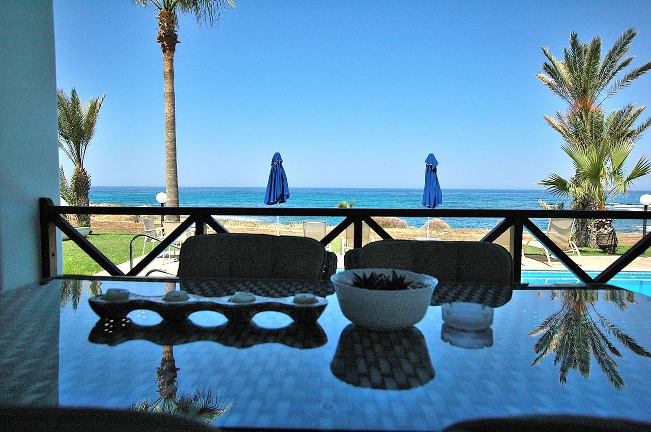 Kymmates Beach Front Villas Paphos Extérieur photo