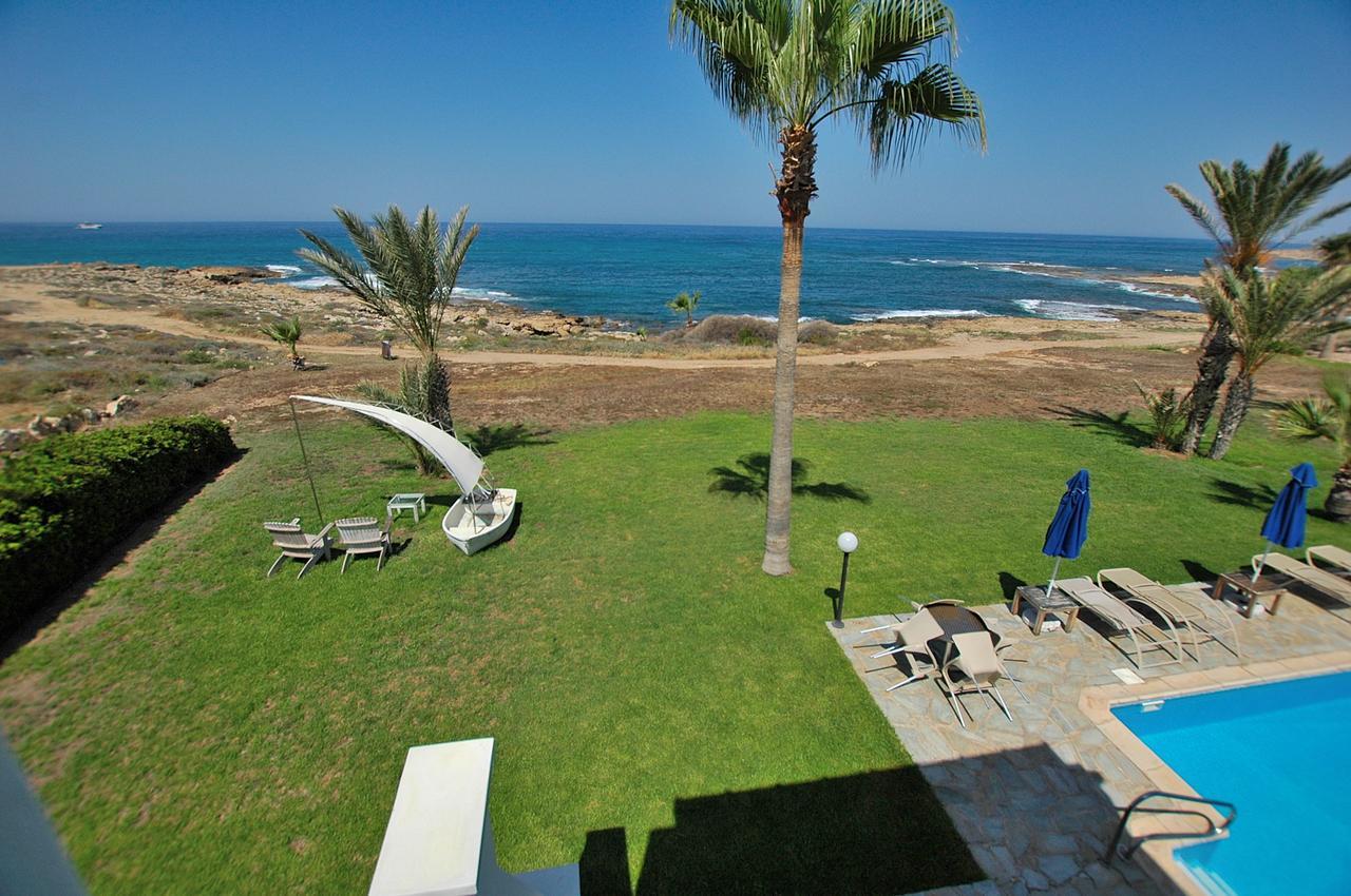 Kymmates Beach Front Villas Paphos Extérieur photo