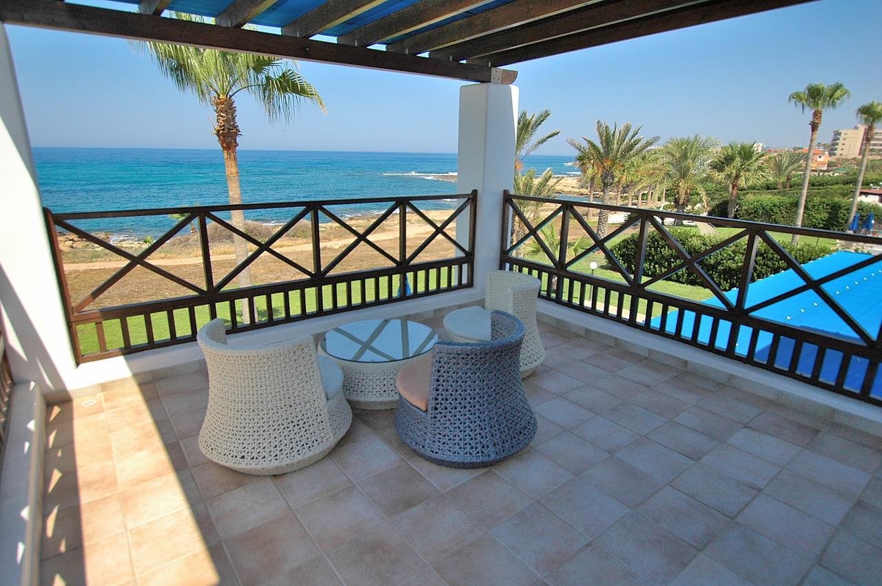 Kymmates Beach Front Villas Paphos Extérieur photo